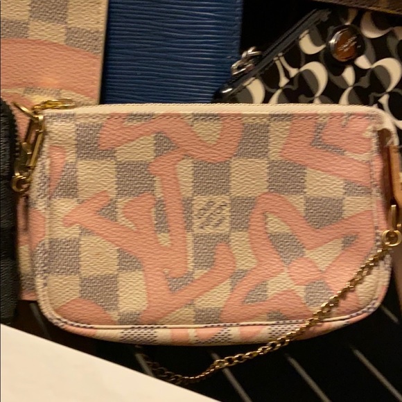 Authentic Louis Vuitton purses, wristlets, etc - Picture 2 of 8